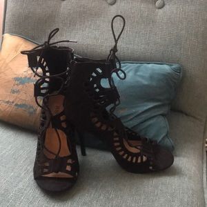 JustFab black heels